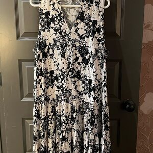 Casual Floral Black and White Sleeveless Nine West Dress